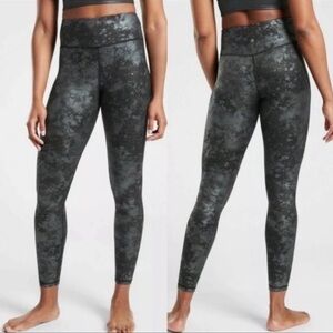 Athleta Elation Misty Lace Tight Leggings Size M Faux Leather Black Athleisure